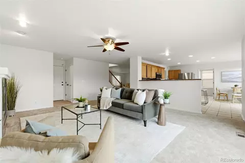 Living - 3033 E 108th Dr, Northglenn, CO 80233 photo 4 of 11