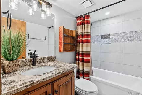 Bath - 800 Copper Rd #106, Frisco, CO 80443 photo 5 of 5