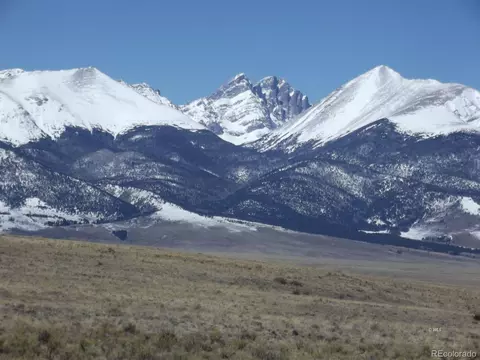 000 Round Mountain Rd, Westcliffe, CO 81252