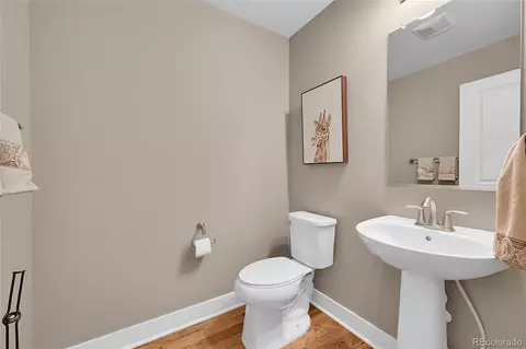 8432 E 49th Pl, Denver, CO 80238 photo 8
