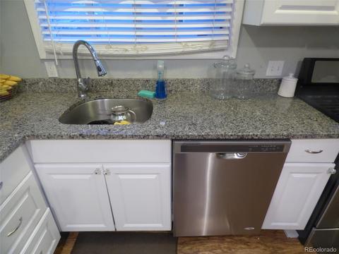 104 Stuart St, Denver, CO 80219 photo 15