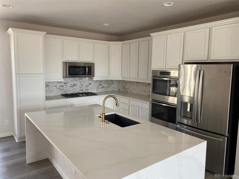 15832 E Broncos Pl, Centennial, CO 80112 photo 2