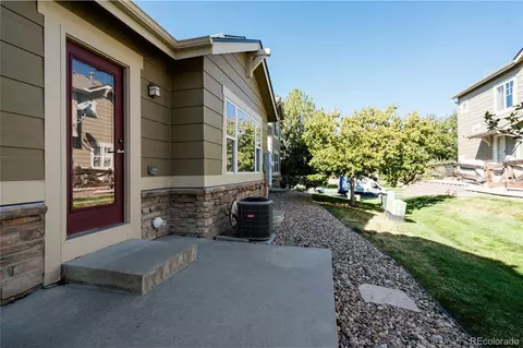 22092 E Irish Dr, Aurora, CO 80016 photo 2