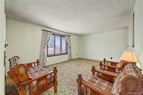 Living - 19391 Eldorado Dr, Aurora, CO 80013 photo 4 of 6