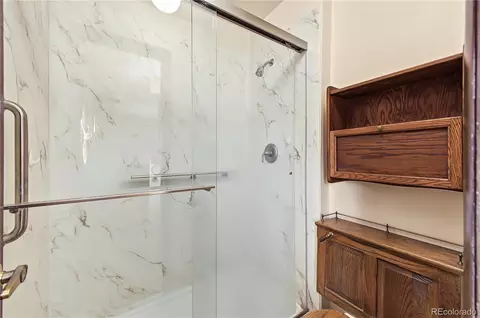 Bath - 19391 Eldorado Dr, Aurora, CO 80013 photo 2 of 4