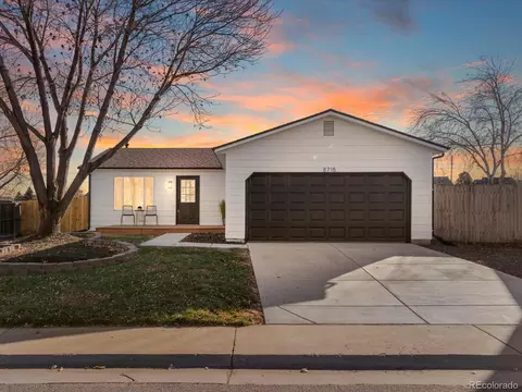 8718 W Toller Ave, Littleton, CO 80128