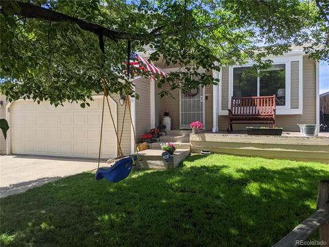 1592 S Biscay Ct, Aurora, CO 80017 photo 2