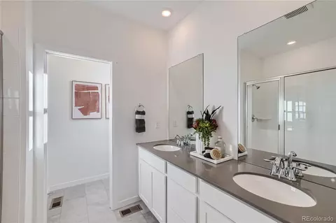 Bath - 14520 W 90th Dr #E, Arvada, CO 80005 photo 2 of 2