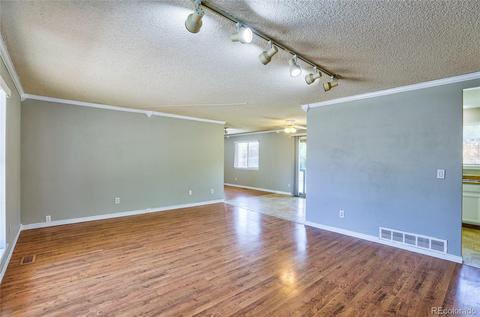 4401 E 94th Ave, Thornton, CO 80229 photo 5