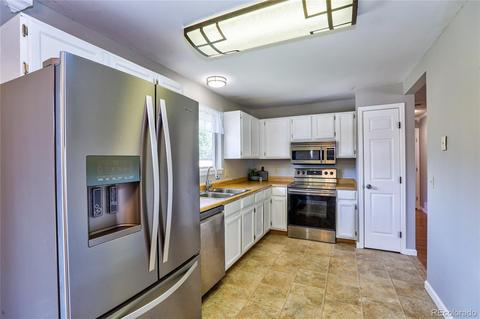 4401 E 94th Ave, Thornton, CO 80229 photo 6