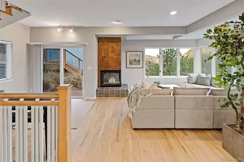 Living - 1604 Wagonwheel Gap Rd, Boulder, CO 80302 photo 3 of 3