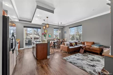 1700 N Emerson St #302, Denver, CO 80218