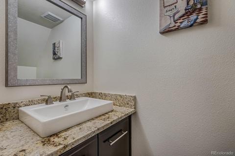 4874 Jasper Ct, Denver, CO 80239 photo 17