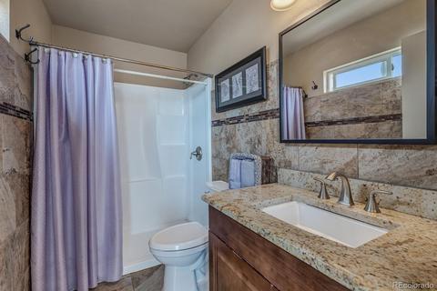 4874 Jasper Ct, Denver, CO 80239 photo 12