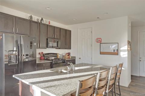 22110 E Mansfield Pl, Aurora, CO 80018 photo 5