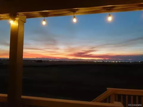 849 N Vandriver Way, Aurora, CO 80018
