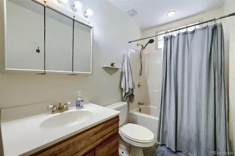 Bath - 6475 High Cir, Morrison, CO 80465 photo 3 of 3