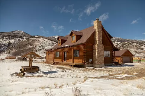 307 Pine Dr, Creede, CO 81130