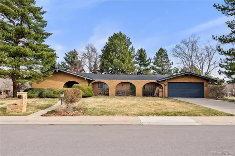 12345 W 18th Dr, Lakewood, CO 80215