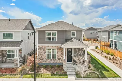 719 N Quemoy St, Aurora, CO 80018