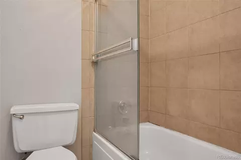 Bath - 19363 E Floyd Ave, Aurora, CO 80013 photo 4 of 4