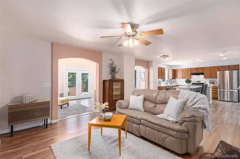 6786 W 3rd Ave, Lakewood, CO 80226
