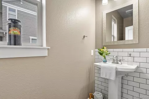 8741 E 29th Ave, Denver, CO 80238 photo 10