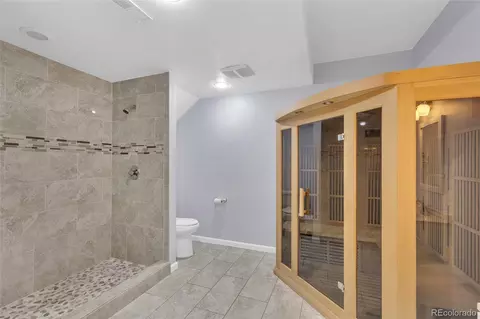 Bath - 19290 Evans Pl, Aurora, CO 80013 photo 7 of 9