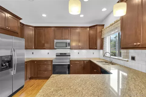 Kitchen - 19290 Evans Pl, Aurora, CO 80013 photo 2 of 2