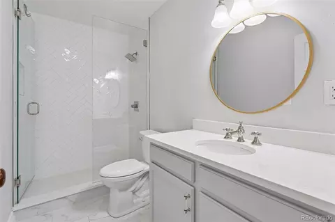 Bath - 477 N High St, Denver, CO 80218 photo 10 of 10