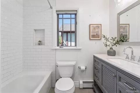 Bath - 477 N High St, Denver, CO 80218 photo 8 of 10