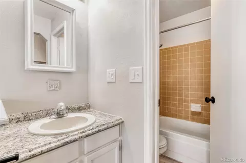 Bath - 17867 E Cornell Dr, Aurora, CO 80013 photo 2 of 3
