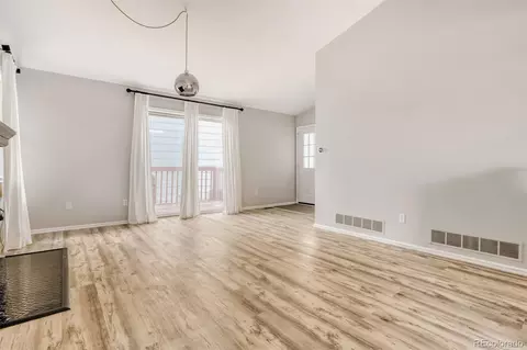 Living - 17867 E Cornell Dr, Aurora, CO 80013 photo 4 of 5