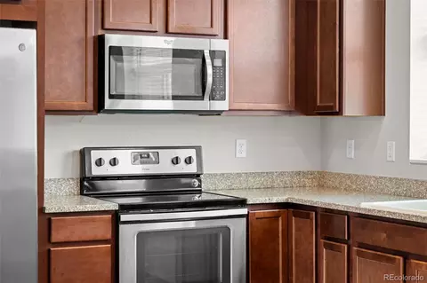 Kitchen - 10137 Belvedere Loop, Lone Tree, CO 80124 photo 5 of 6