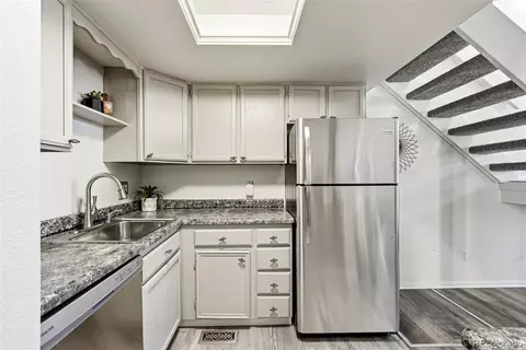 Kitchen - 17246 E Ford Dr, Aurora, CO 80017 photo 3 of 4