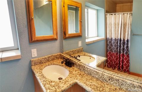 15067 E 43 Ave E, Denver, CO 80239 photo 13