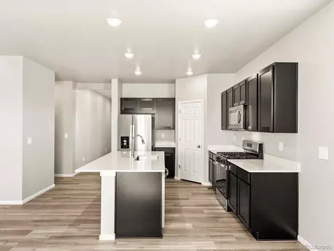 Kitchen - 12067 E 101st Ave, Commerce City, CO 80022 photo 2 of 4