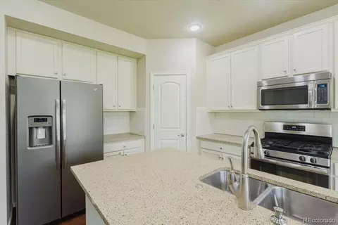825 Wagon Bend Rd, Berthoud, CO 80513