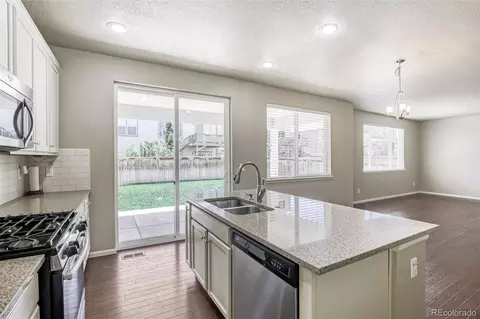 Kitchen - 825 Wagon Bend Rd, Berthoud, CO 80513 photo 3 of 3