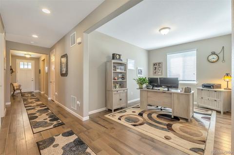 26815 E Glasgow Dr, Aurora, CO 80016 photo 3
