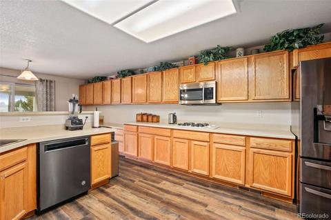 2134 E 144th Pl, Thornton, CO 80602 photo 4