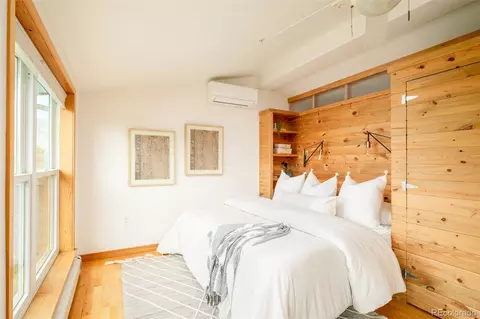 Bedroom - 1617 Yellow Pine Ave, Boulder, CO 80304 photo 6 of 8