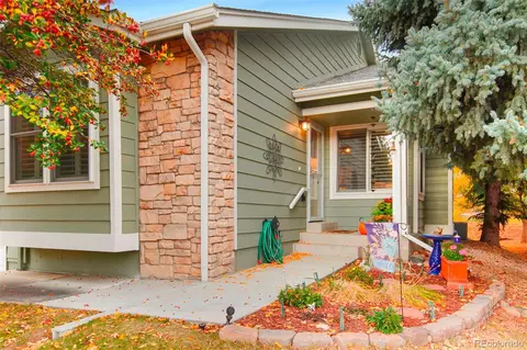 39 Canongate Ln, Highlands Ranch, CO 80130
