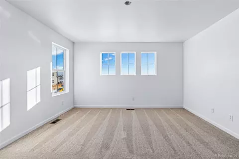 23762 E 33rd Pl, Aurora, CO 80019 photo 22