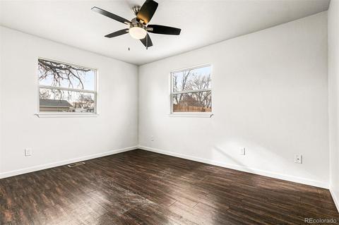 5552 Carson Way, Denver, CO 80239 photo 12
