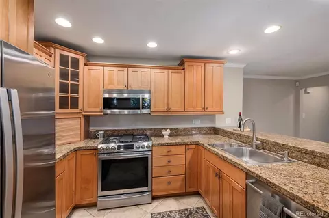 2609 S Dahlia St, Denver, CO 80222