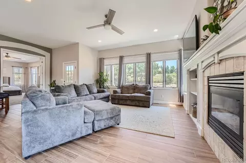 22431 E Peakview Dr, Aurora, CO 80016 photo 5