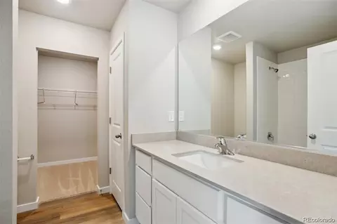 Bath - 48240 Shetland Dr, Bennett, CO 80102 photo 1 of 2