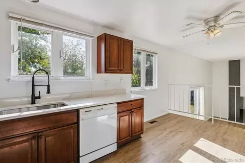Kitchen - 16032 E Floyd Ave, Aurora, CO 80013 photo 4 of 5