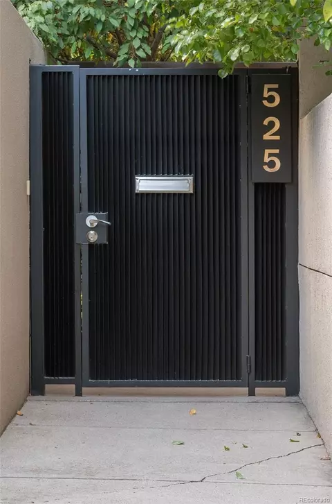 525 Madison St, Denver, CO 80206